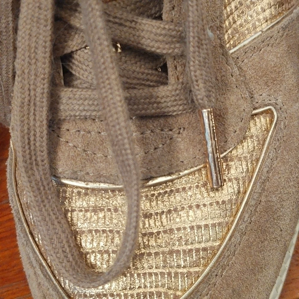Michael Kors Nikko Wedge High Top Suede Sneakers Sz 8.5